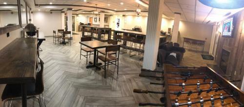 Hotel Cresthill Suites Albany