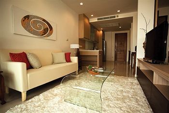 Hotel The Oriental Beach Resort