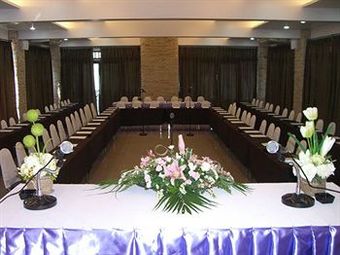 Hotel Monsane River Kwai Resort & Spa