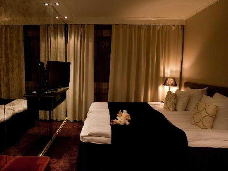 Hotel City