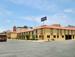 Hotel Travelodge Alamo/river Walk/convention Center