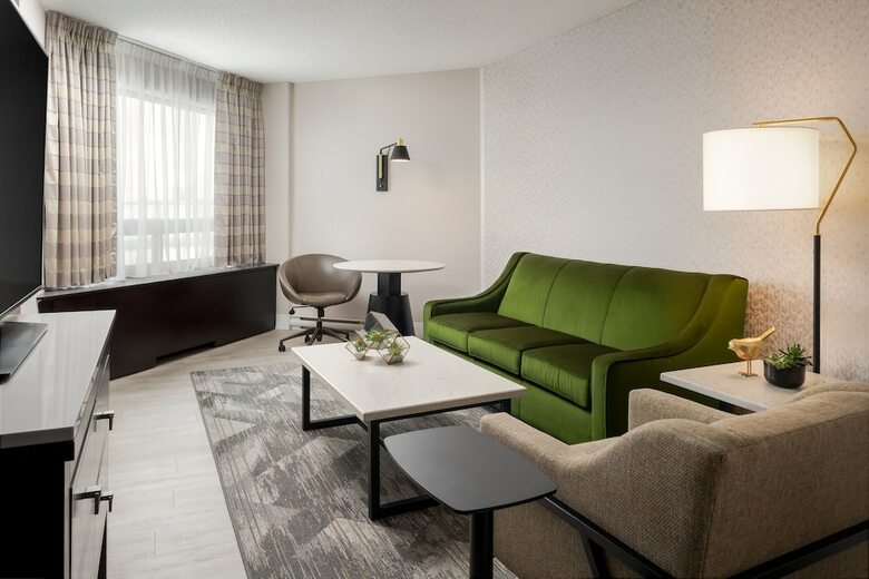 Hotel Sheraton Montreal Airport