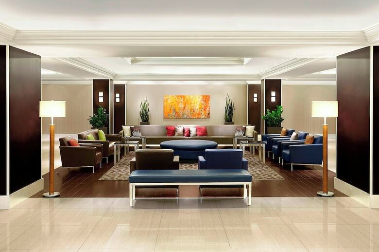 Hotel Sheraton Montreal Airport
