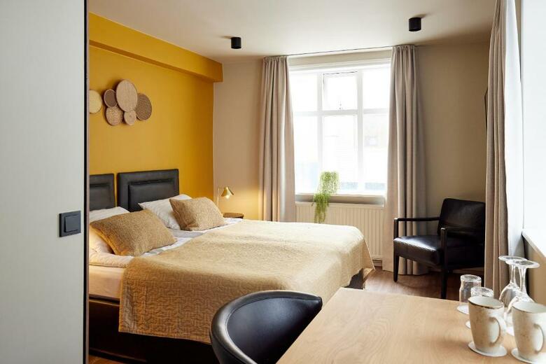 Hotel Fron