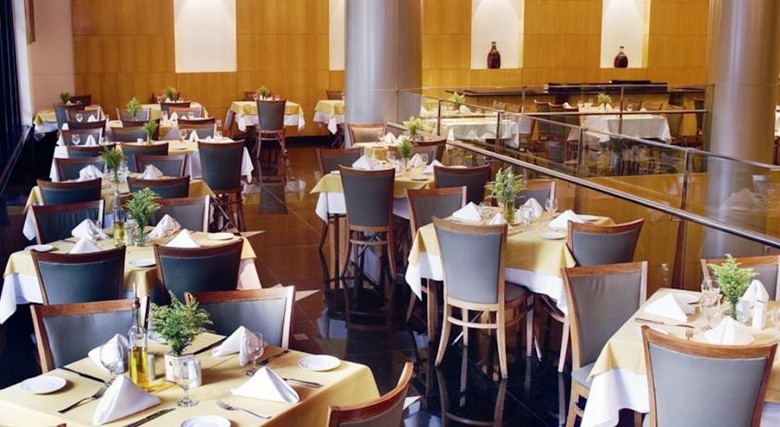 Royal Golden Hotel