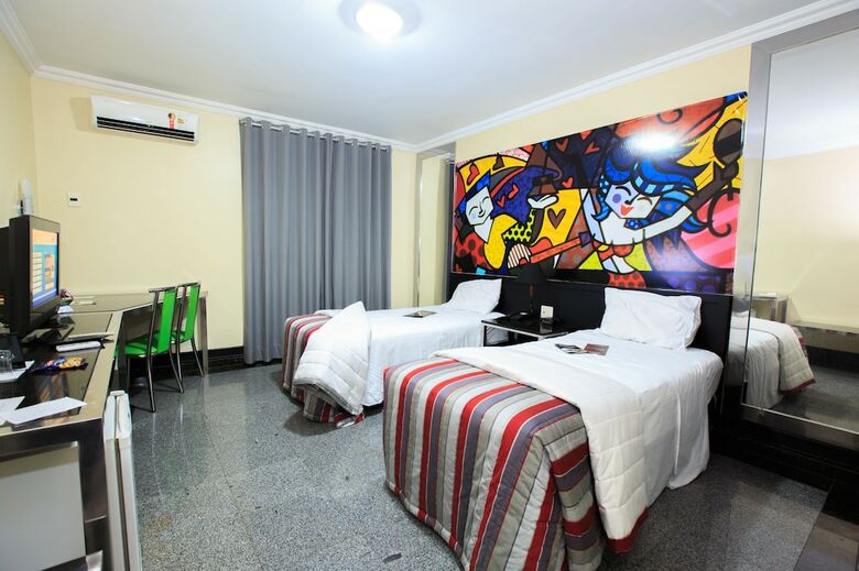 Da Vinci Hotel & Conventions