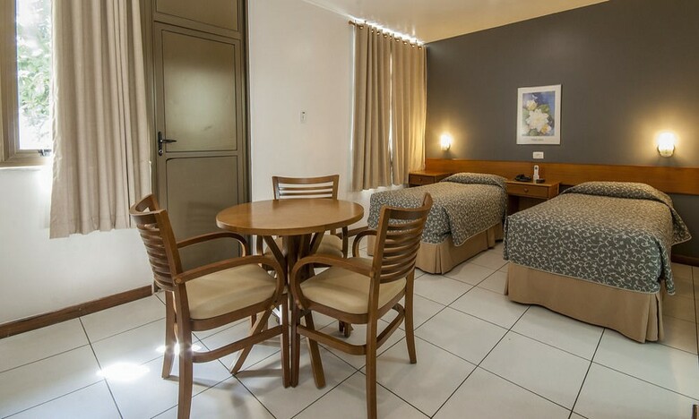 Apa Hotel
