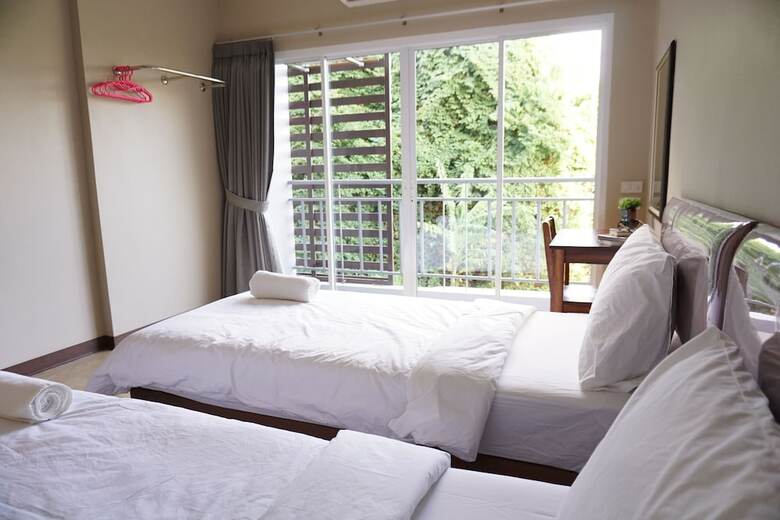 Chompu Nakarin Apartment