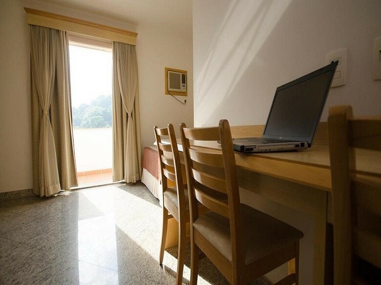 Hotel Monte Alegre