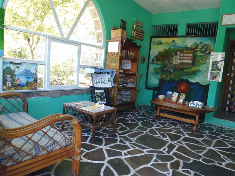 Eco Hotel Uxlabil Atitl�n(hdo)
