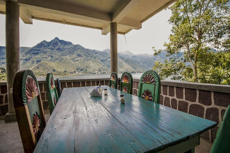 Eco Hotel Uxlabil Atitl�n(hdo)
