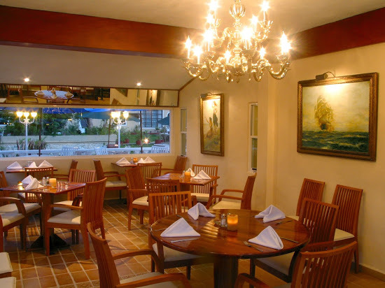 Villablanca Garden Beach Hotel