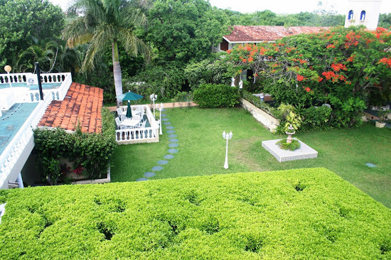 Villablanca Garden Beach Hotel