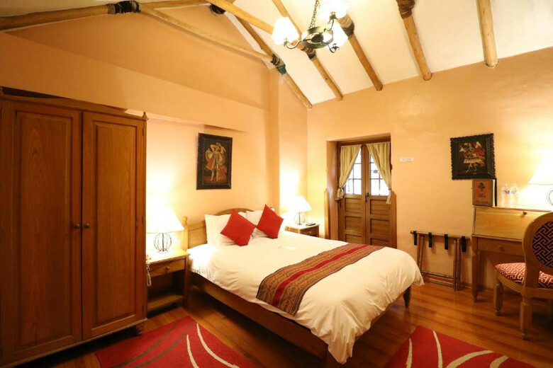 Hotel & Mirador Los Apus