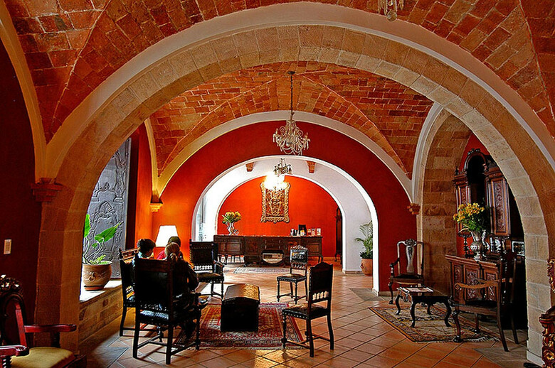 Hotel Parador Santa Maria La Real