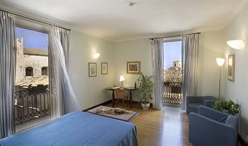 Hotel Roma