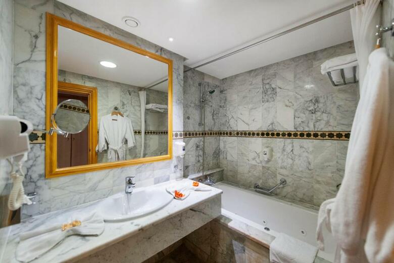 Hotel Iberostar Belisaire