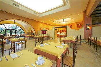Hotel Iberostar Chick Khan