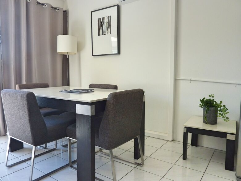 Jadran Motel & El Jays Holiday Lodge