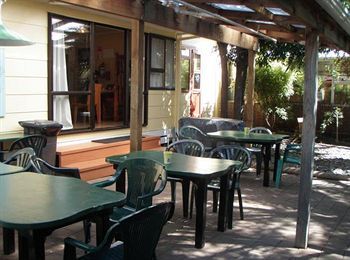 Paradiso Backpacker Hostel