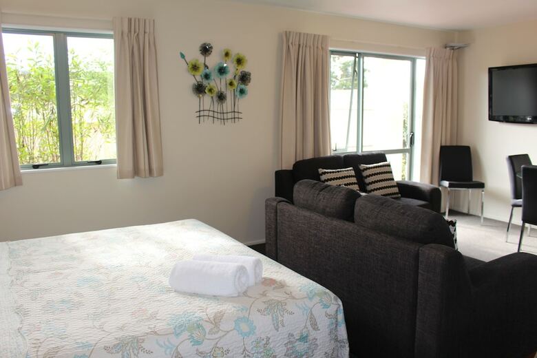 Westport Spa Motel
