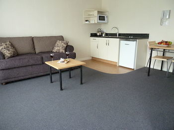 Central Motor Lodge