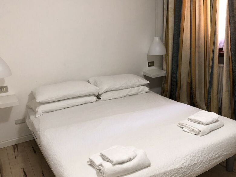 Hotel Canarino