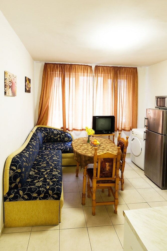 Samuil Apartments