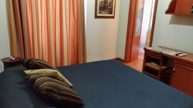 Hotel Nicolas Inn