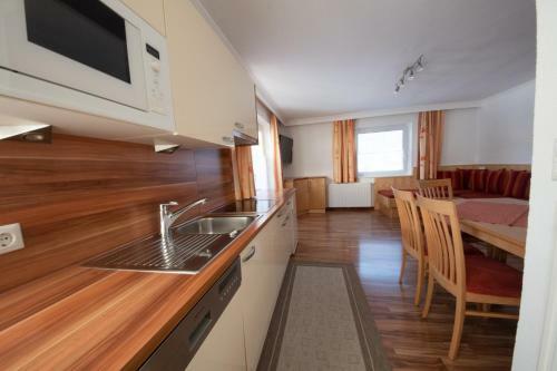 Hostal Amontanara