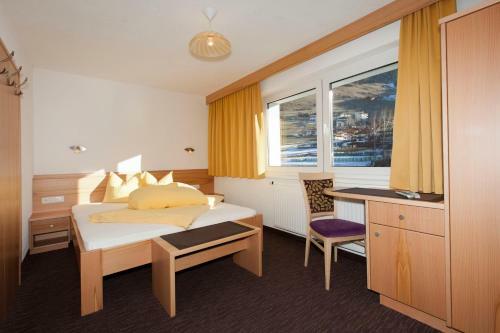 Hostal Amontanara