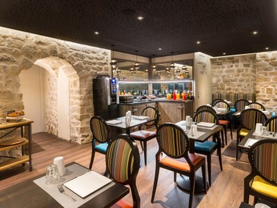 Hotel Best Western Le Montmartre - Saint Pierre