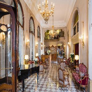 Regina Hotel