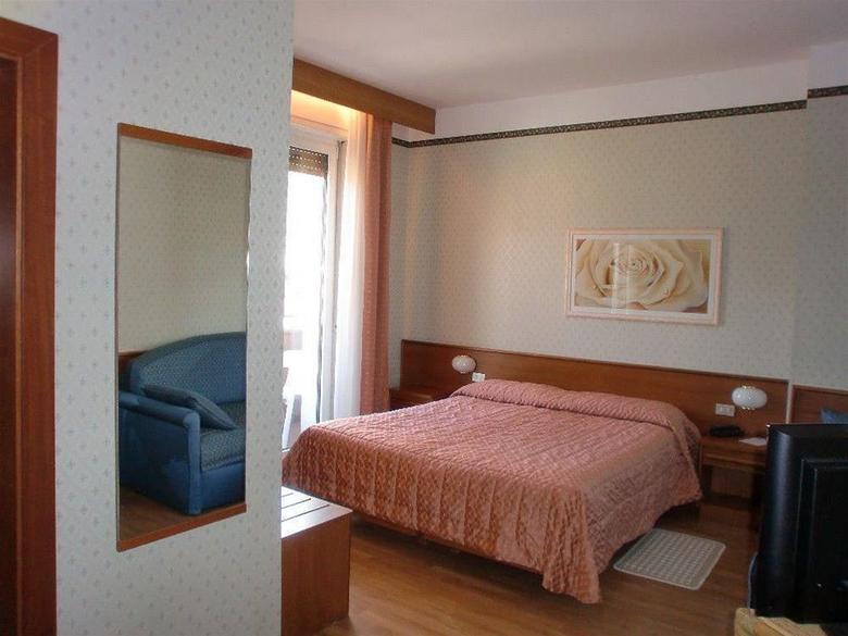 Hotel Riviera