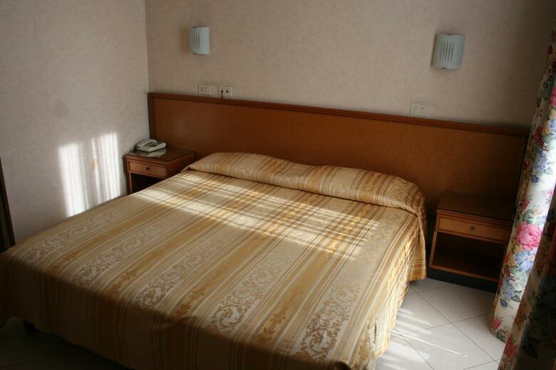 Hotel Citt� 2000