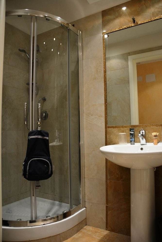 Hotel Erdarelli