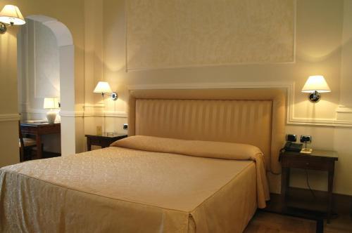 Hotel Flora