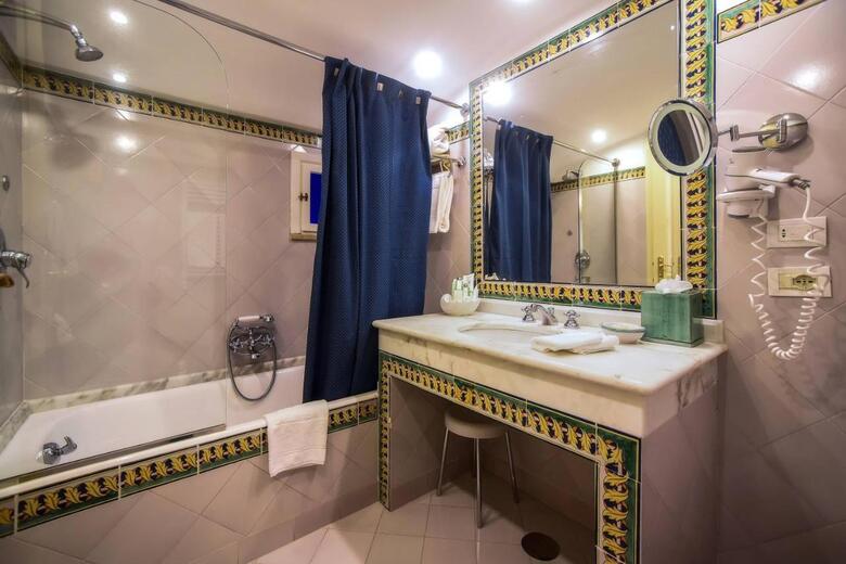 Hotel Buca Di Bacco