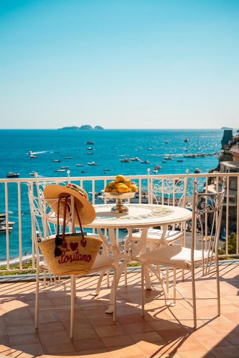 Hotel Buca Di Bacco
