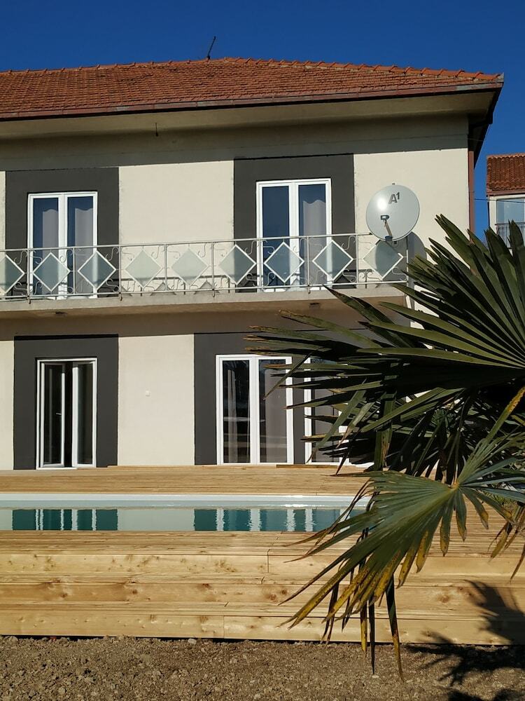House Ivica