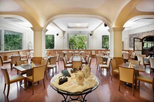 Hotel La Macchia