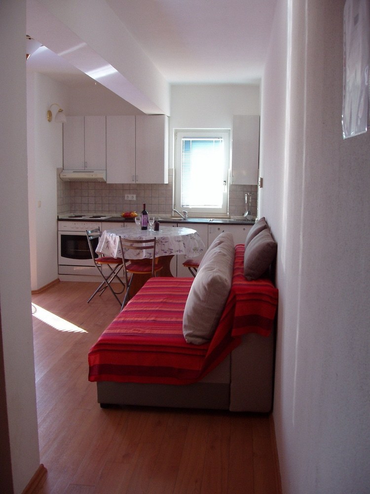 Hostal Villa Toni