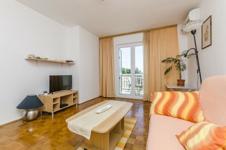 Apartments Majda