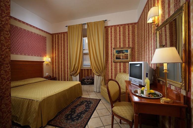 Hotel Golden