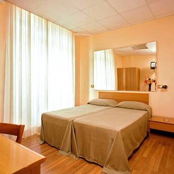Urbis Hotel