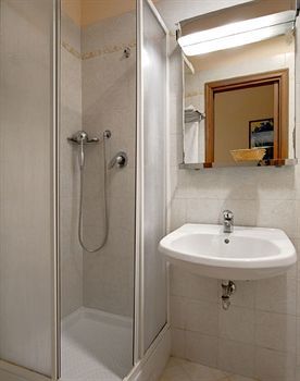 Urbis Hotel