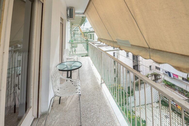 Victoria Apartment