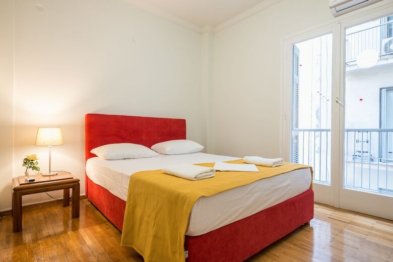 Victoria Apartment