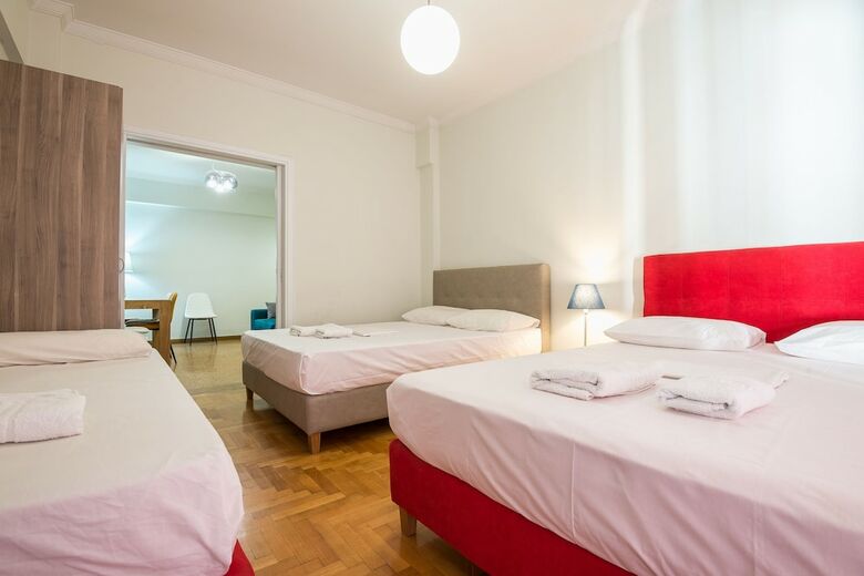 Victoria Apartment