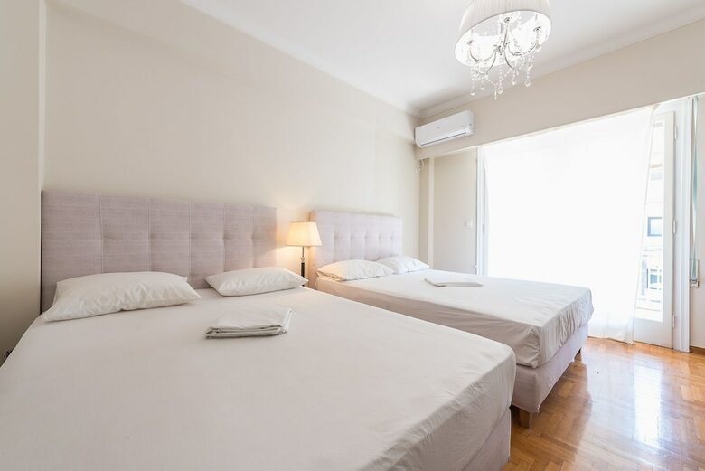 Victoria Apartment